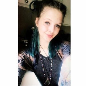 Meet your Posher, Brittany